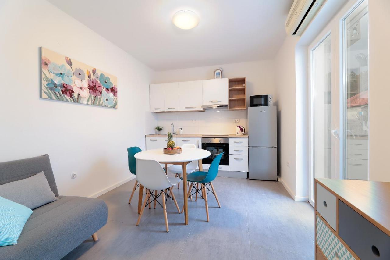 Blue Sunrise Apartment Vrsi Kültér fotó
